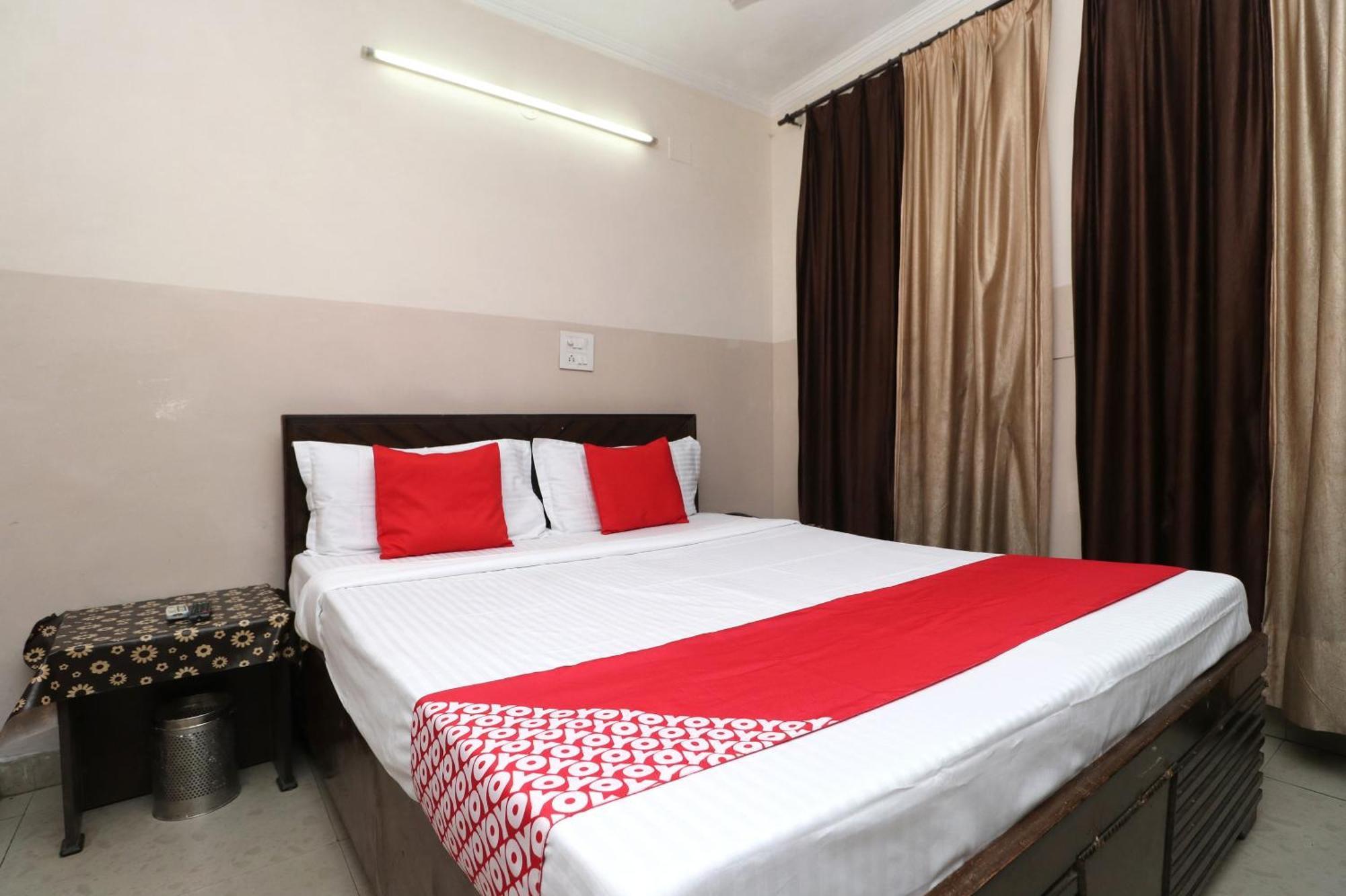 Hotel O Ashoka Residency Chandīgarh Eksteriør billede
