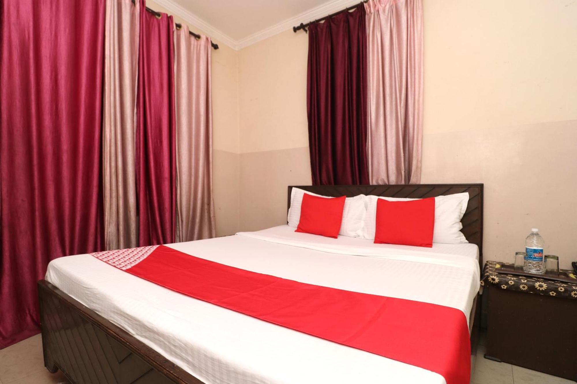 Hotel O Ashoka Residency Chandīgarh Eksteriør billede